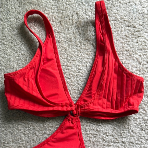 Aerie Red Ribbed Cut-Out Monokini - Picture 6 of 7